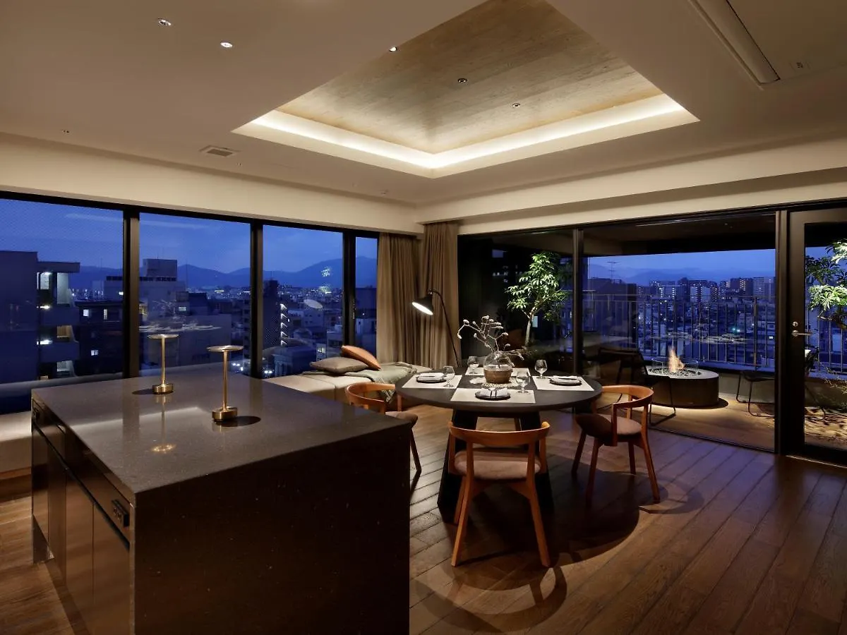 Hideout Hotel Kyoto 4*,